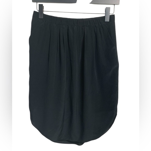 Madewell 100% Silk, Lined, Deep Black Lightweight Skirt, Elastic Waist, Pockets - Picture 1 of 10
